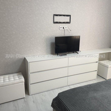 Продам квартиру, Мира ул. , 2 кім., 60 м², евроремонт 