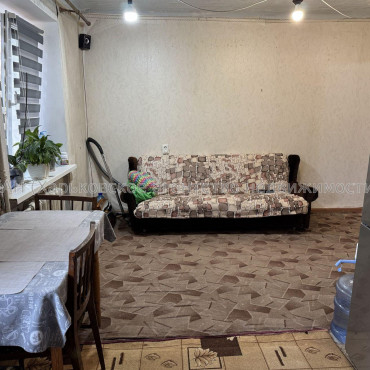 Продам квартиру, Александра Орлова ул. , 3 кім., 61 м², капитальный ремонт 