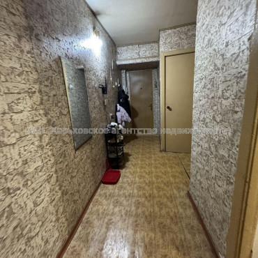 Продам квартиру, Александра Орлова ул. , 3 кім., 61 м², капитальный ремонт 