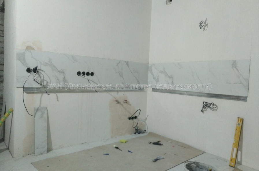 Продам квартиру, Шевченковский пер. , 2 кім., 62 м², капитальный ремонт 