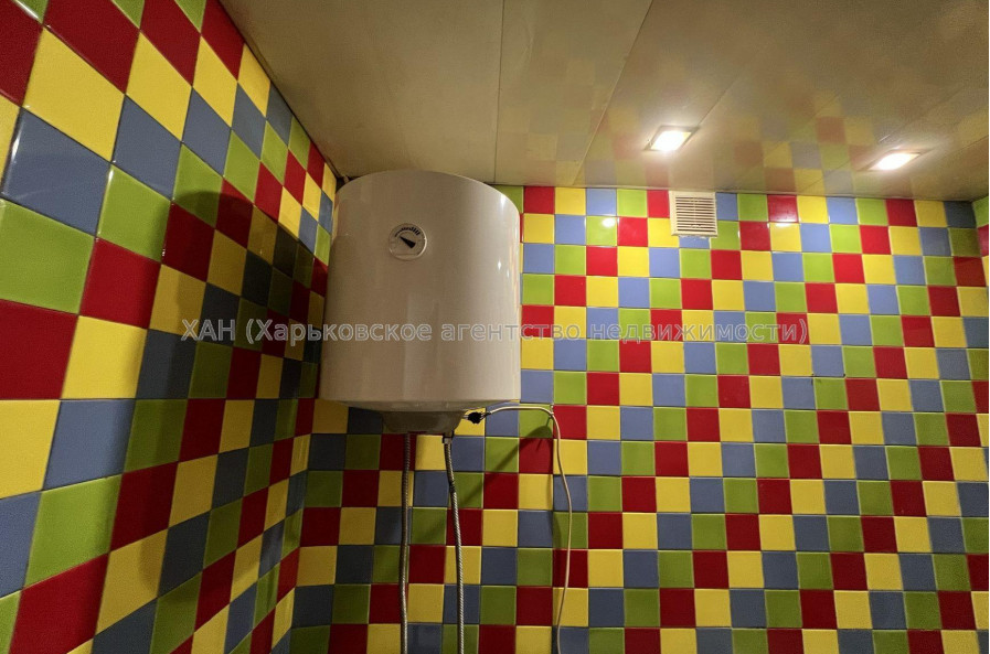 Продам квартиру, Леся Сердюка ул. , 2 кім., 49 м², косметический ремонт 