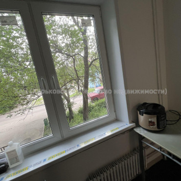 Продам квартиру, Леся Сердюка ул. , 2 кім., 49 м², косметический ремонт 
