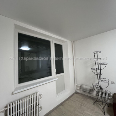 Продам квартиру, Леся Сердюка ул. , 2 кім., 49 м², косметический ремонт 