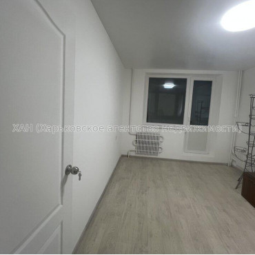 Продам квартиру, Леся Сердюка ул. , 2 кім., 49 м², косметический ремонт 