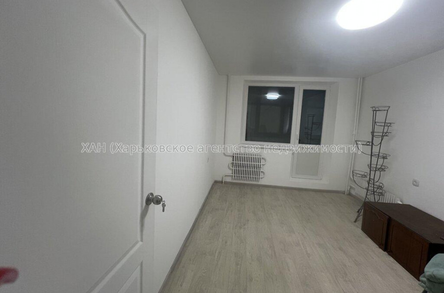 Продам квартиру, Леся Сердюка ул. , 2 кім., 49 м², косметический ремонт 
