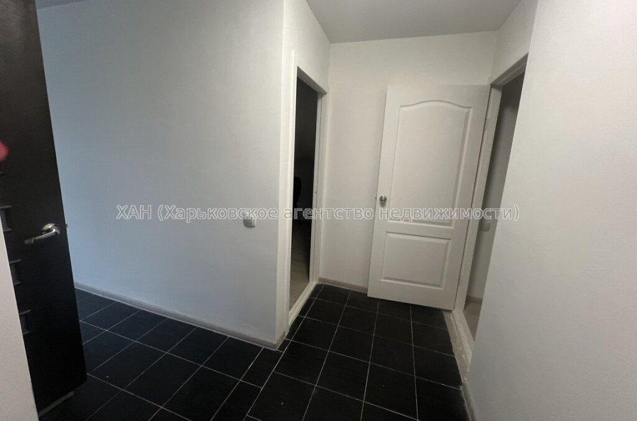Продам квартиру, Леся Сердюка ул. , 2 кім., 49 м², косметический ремонт 