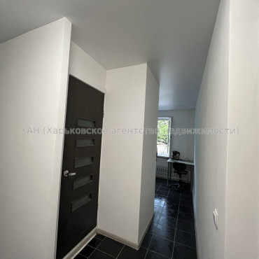 Продам квартиру, Леся Сердюка ул. , 2 кім., 49 м², косметический ремонт 