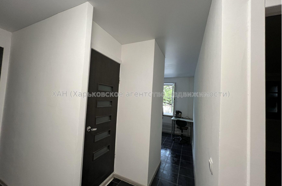 Продам квартиру, Леся Сердюка ул. , 2 кім., 49 м², косметический ремонт 