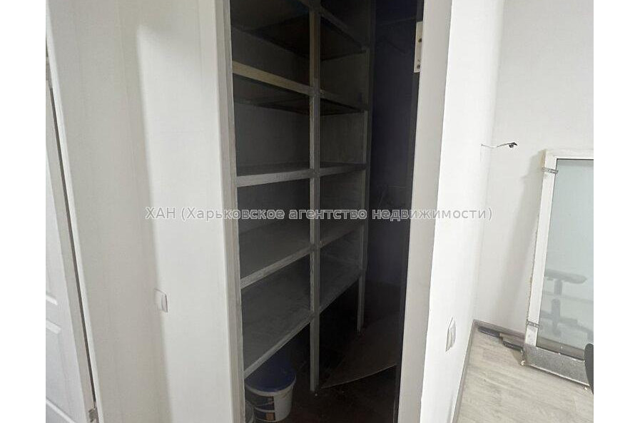 Продам квартиру, Леся Сердюка ул. , 2 кім., 49 м², косметический ремонт 