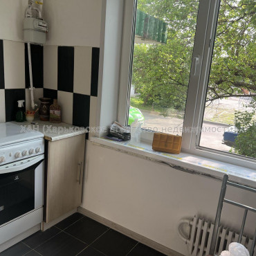 Продам квартиру, Леся Сердюка ул. , 2 кім., 49 м², косметический ремонт 