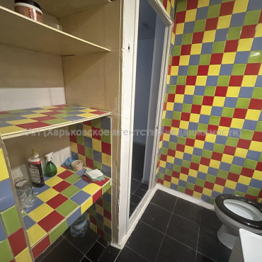 Продам квартиру, Леся Сердюка ул. , 2 кім., 49 м², косметический ремонт 