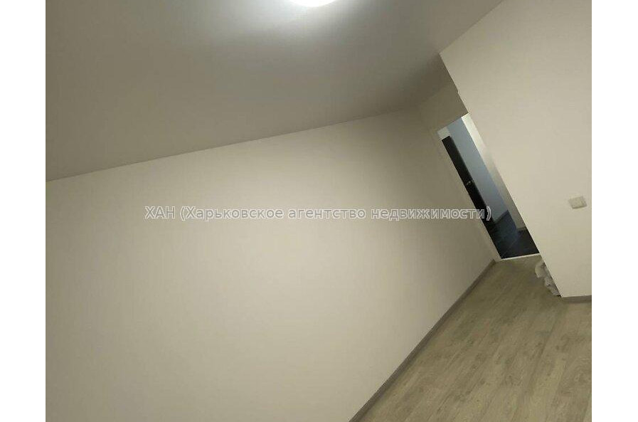 Продам квартиру, Леся Сердюка ул. , 2 кім., 49 м², косметический ремонт 