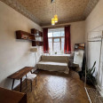 Продам квартиру, Дизайнерский пер. , 3 кім., 90 м², косметический ремонт 