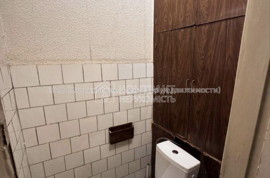 Продам квартиру, Дизайнерский пер. , 3 кім., 90 м², косметический ремонт 