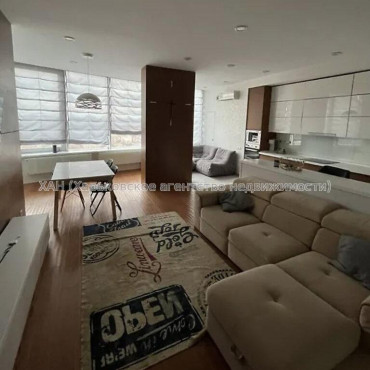 Продам квартиру, Отакара Яроша пер. , 4  ком., 108 м², евроремонт 