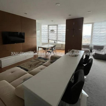 Продам квартиру, Отакара Яроша пер. , 4  ком., 108 м², евроремонт 