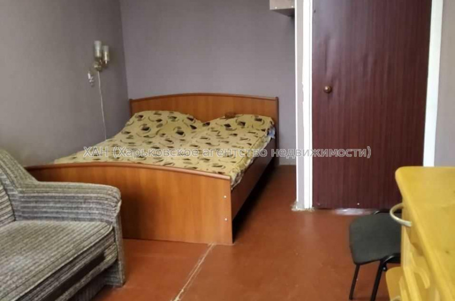 Продам квартиру, Большая Кольцевая ул. , 3 кім., 67 м², советский ремонт 