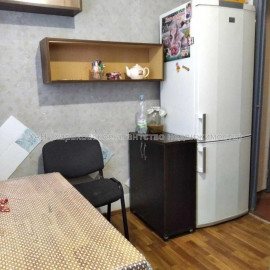 Продам квартиру, Юрия Савчина ул. , 3 кім., 67 м², косметический ремонт