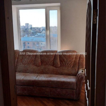 Продам квартиру, Алексеевская ул. , 4 кім., 100 м², евроремонт 