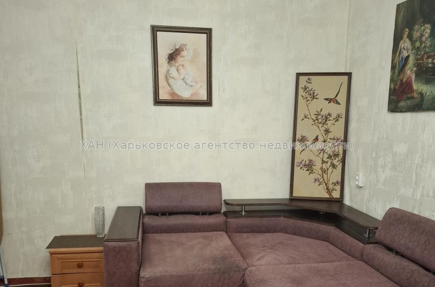 Продам квартиру, Леся Сердюка ул. , 1  ком., 33 м², частичный ремонт 