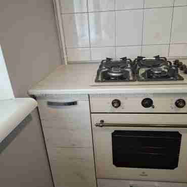Продам квартиру, Леся Сердюка ул. , 1 кім., 33 м², частичный ремонт 