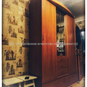 Продам квартиру, Мало-Панасовская ул. , 22/24 , 2  ком., 44 м², капитальный ремонт 