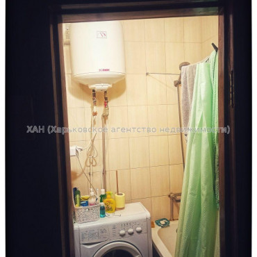 Продам квартиру, Мало-Панасовская ул. , 22/24 , 2  ком., 44 м², капитальный ремонт 