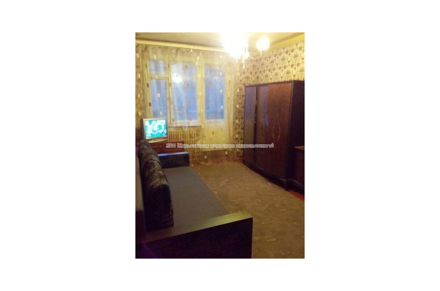 Продам квартиру, Аэрокосмический пр. , 2 кім., 46 м², советский ремонт 
