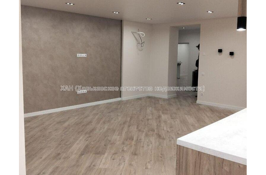 Продам квартиру, Профессорская ул. , 3 кім., 100 м², авторский дизайн 