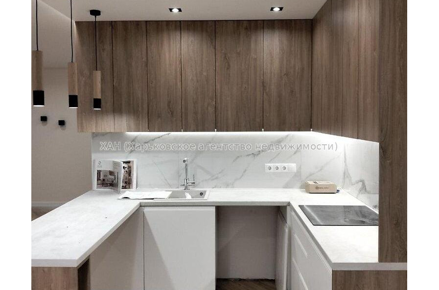 Продам квартиру, Профессорская ул. , 3 кім., 100 м², авторский дизайн 