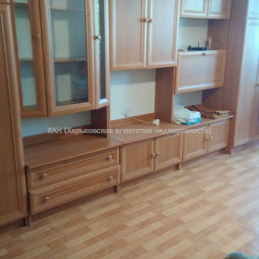 Продам квартиру, Владислава Зубенко ул. , 1  ком., 33.10 м², косметический ремонт 