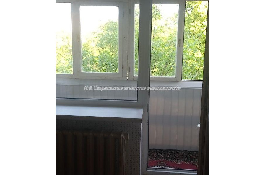 Продам квартиру, Космонавтов ул. , 1  ком., 30.50 м², косметический ремонт 