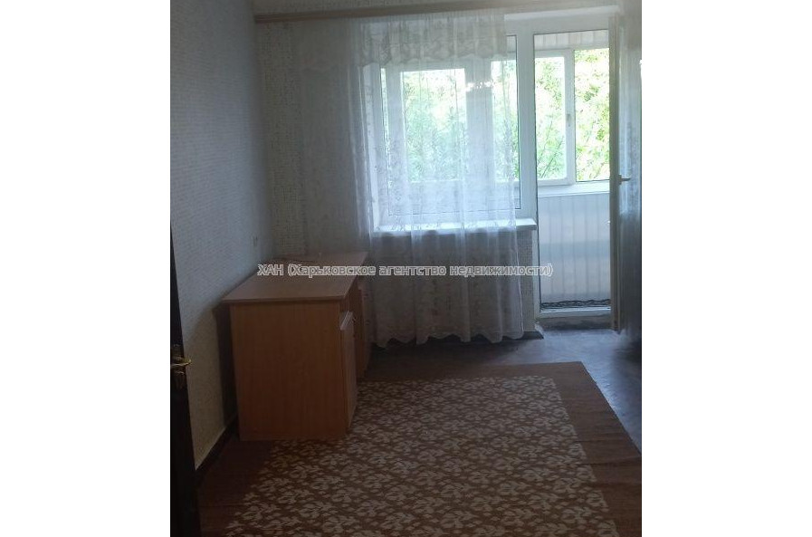 Продам квартиру, Космонавтов ул. , 1  ком., 30.50 м², косметический ремонт 