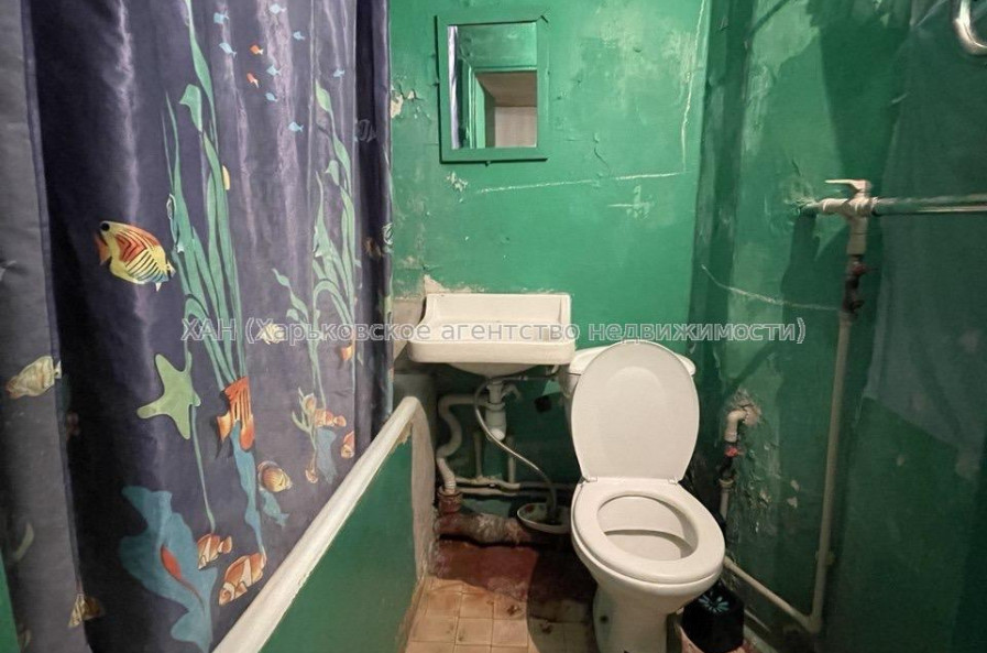 Продам квартиру, Валентиновская ул. , 1 кім., 32.90 м², советский ремонт 