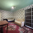 Продам квартиру, Валентиновская ул. , 1 кім., 32.90 м², советский ремонт 