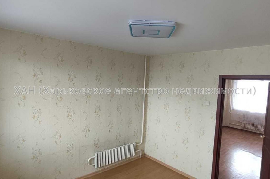 Продам квартиру, Непокоренных ул. , 4  ком., 82.50 м², капитальный ремонт 