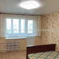 Продам квартиру, Непокоренных ул. , 4 кім., 82.50 м², капитальный ремонт 