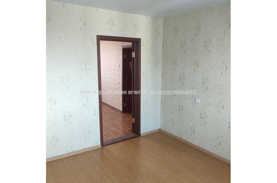 Продам квартиру, Непокоренных ул. , 4  ком., 82.50 м², капитальный ремонт 