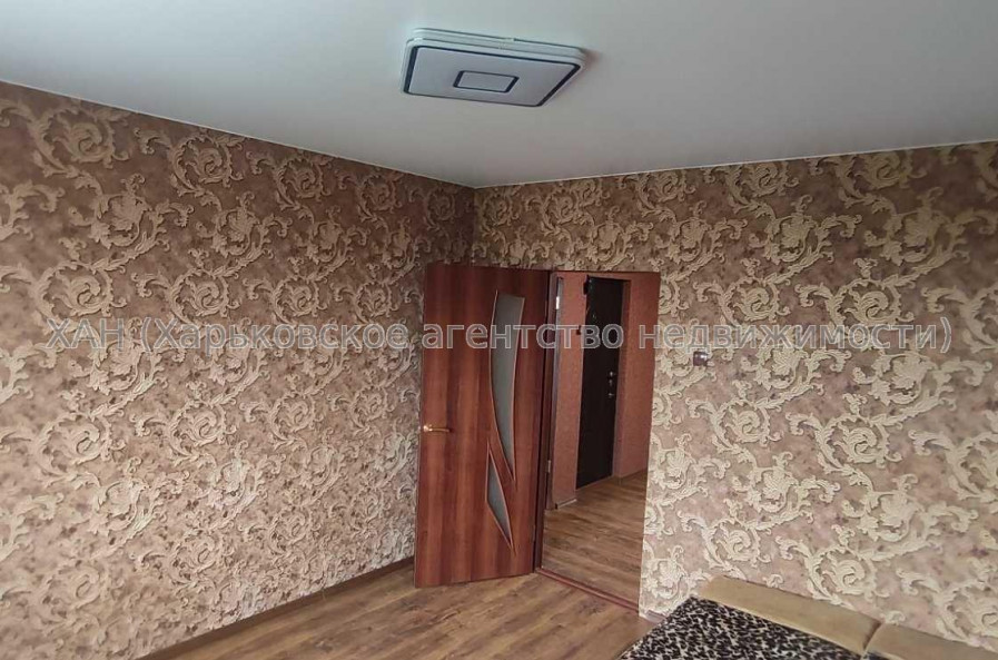 Продам квартиру, Непокоренных ул. , 4  ком., 82.50 м², капитальный ремонт 
