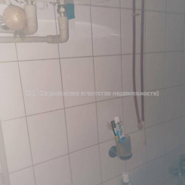 Продам квартиру, Олега Громадского ул. , 3 кім., 69.60 м², косметический ремонт 