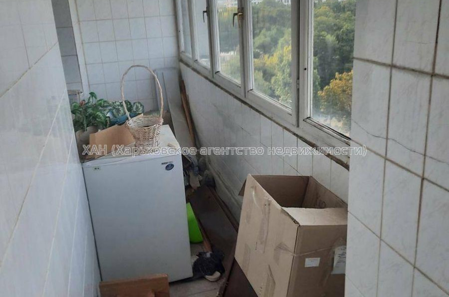 Продам квартиру, Олега Громадского ул. , 3 кім., 69.60 м², косметический ремонт 
