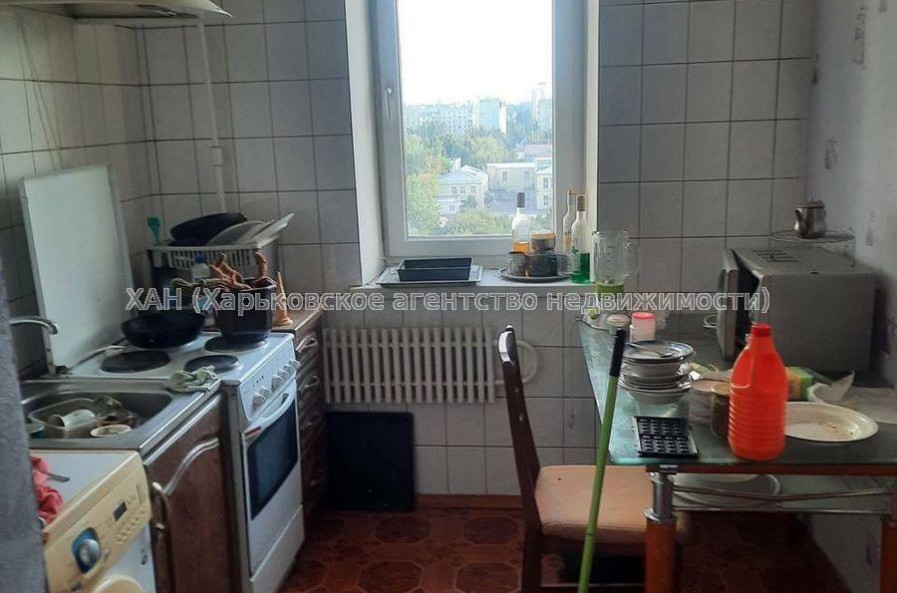 Продам квартиру, Олега Громадского ул. , 3 кім., 69.60 м², косметический ремонт 