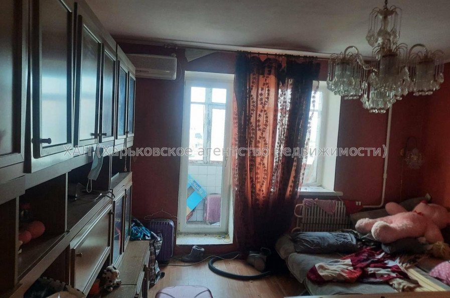Продам квартиру, Олега Громадского ул. , 3 кім., 69.60 м², косметический ремонт 