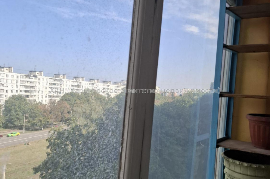 Продам квартиру, Тракторостроителей просп. , 1  ком., 32.50 м², советский ремонт 