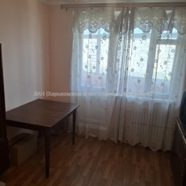 Продам квартиру, Тракторостроителей просп. , 1  ком., 32.50 м², советский ремонт 