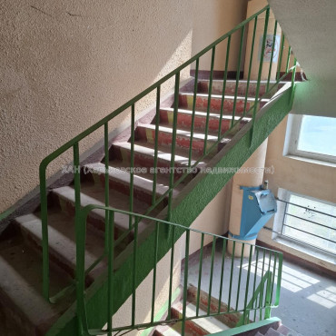 Продам квартиру, Тракторостроителей просп. , 1  ком., 32.50 м², советский ремонт 