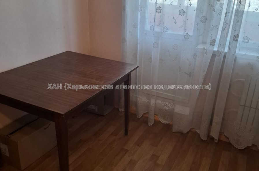 Продам квартиру, Тракторостроителей просп. , 1  ком., 32.50 м², советский ремонт 