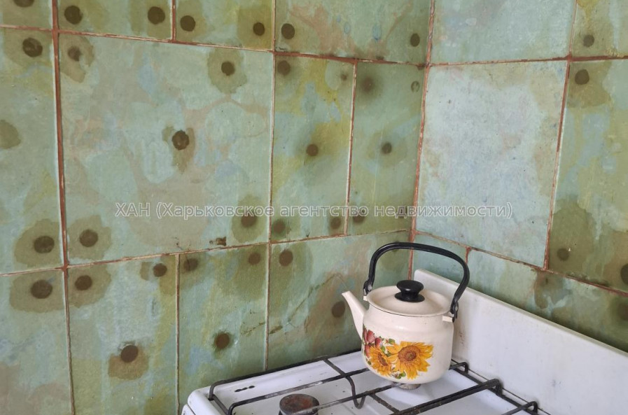 Продам квартиру, Тракторостроителей просп. , 1  ком., 32.50 м², советский ремонт 