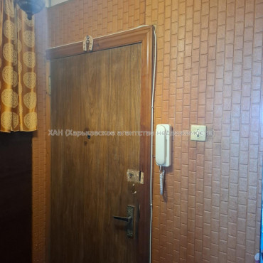 Продам квартиру, Тракторостроителей просп. , 1  ком., 32.50 м², советский ремонт 