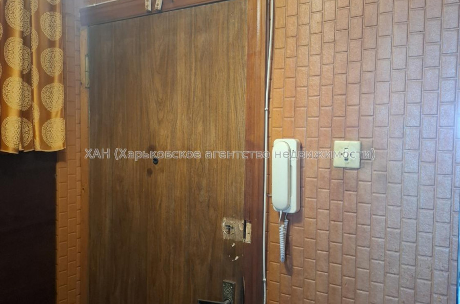 Продам квартиру, Тракторостроителей просп. , 1  ком., 32.50 м², советский ремонт 